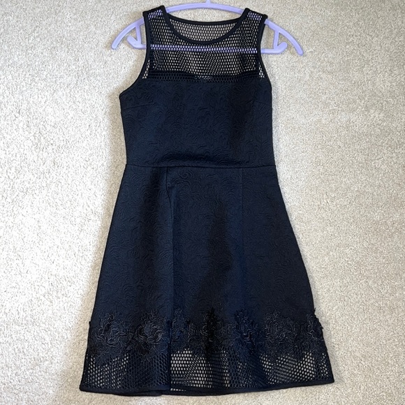 Express Dress - Picture 1 of 7